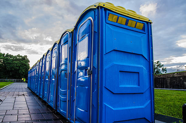 Best Luxury portable toilet rental  in Marlborough, MO